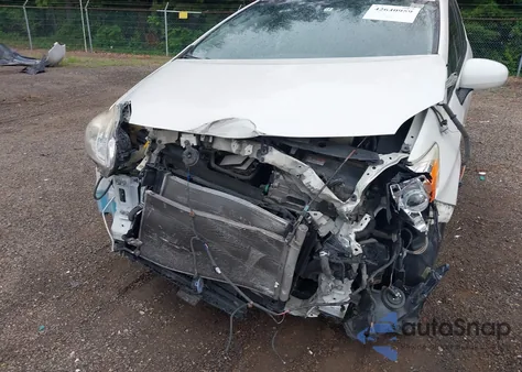 2015 Toyota Prius Two from USA, damaged, VIN JTDKN3DU3F1951417